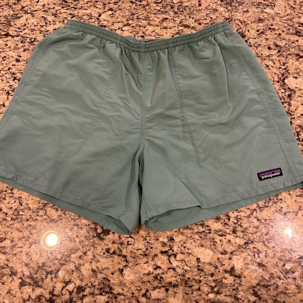 Patagonia Baggies Men’s Size Large